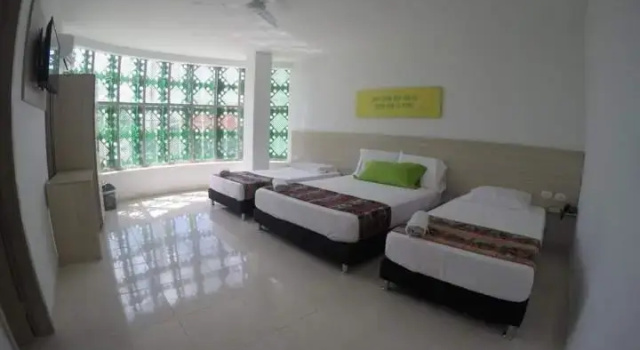 Hotel Calarca Club, Rezervasyon Otel Cordoba havuzlu oteller, Yüzme Havuzu