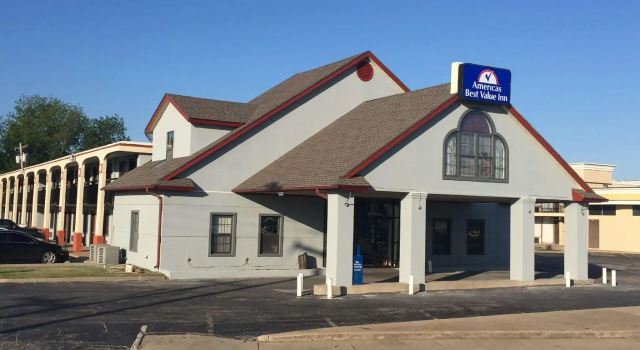 Двухместный номер Standard Econo Lodge Norman