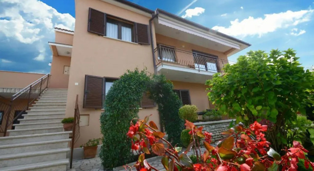 Apartments Rocka 1195