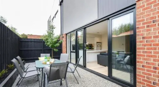 Boutique Stays-Murrumbeena Place 1, Забронировать Бутик-отель Карнеги Melbourne Region