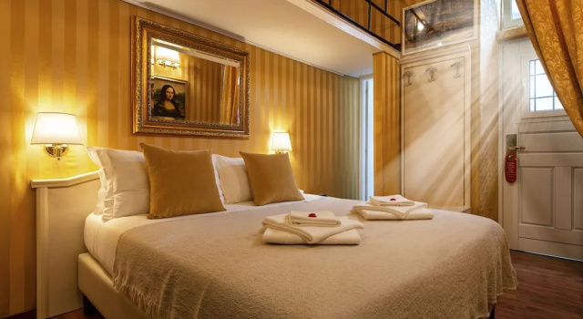 Четырёхместный семейный номер Standard Canova Rooms in Spanish Steps