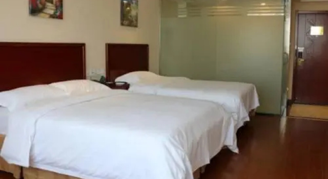 Shell Hotel JiangSu Nanjing Hunan Road Shizi Bridge Pedestrian Street Hotel, Rezerwuj Hotel Hotele w Tangshan z Parkingiem, Parking
