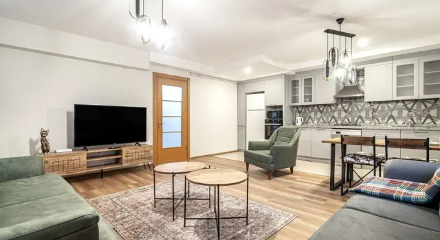 Pleasant Flat Close to Various Malls in Seyrantepe, Varaa Huoneisto Kâğıthane Beyoglu