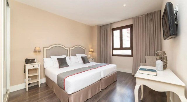 Трёхместный номер Standard Hotel Altora