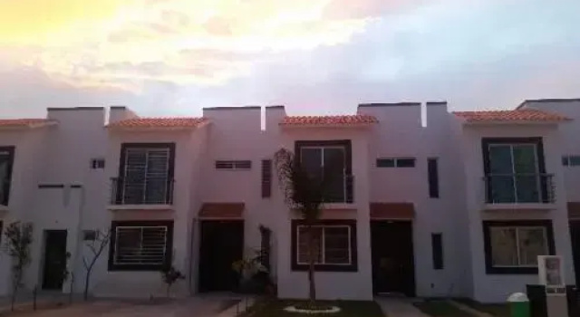 Kenzi House Zona Industrial, Rezervovat Hotel Guanajuato Mexiko