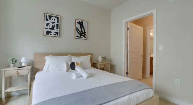 Alexandria Modern Apt  Amazing Amenities