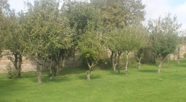 Romantic Cottage, Rezervasyon Tatil Evi Saint-Germain-de-Tallevende 