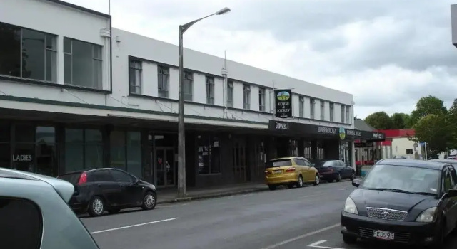 Horse and Jockey Inn, Book Hotel Matamata Waikato