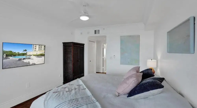 Le Petit Italie Water View 2 2 With Pool, Забронировать Апартаменты/квартира Апартаменты Miami Metropolitan Area, Апартаменты/квартира
