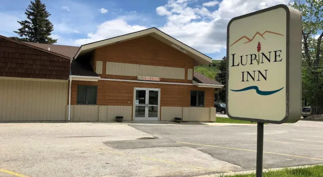 Lupine Inn, Забронировать Мини-отель Ред-Лодж штат Монтана