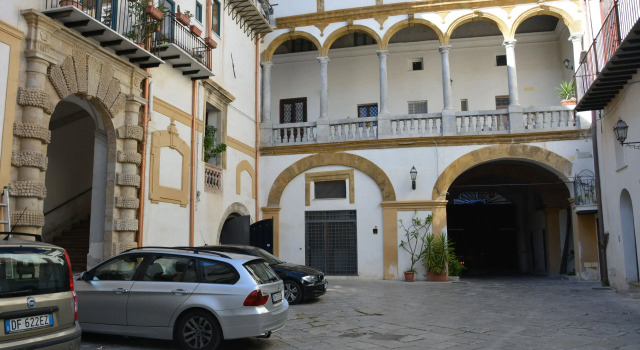 Daysin Apartment, Забронировать Апартаменты/квартира La Kalsa Палермо