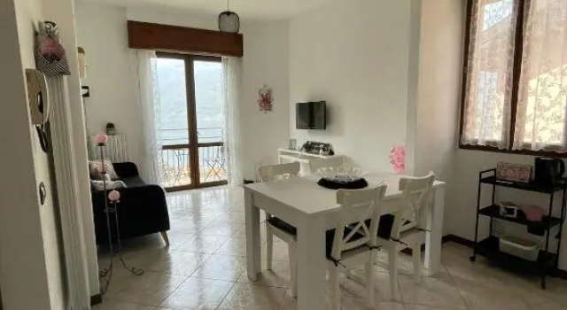 Коттедж с 2 комнатами Little house Lezzeno