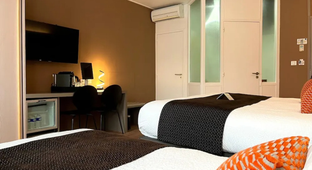 Трёхместный номер Standard Logis Hôtel et Spa Le Renard