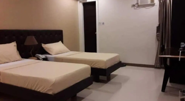 Urbantel Hotel, Rezerwuj Hotel Tanie Hotele w Lucena