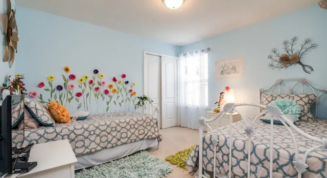 Вилла 8 Bed Villa with Games, Pool & Spa
