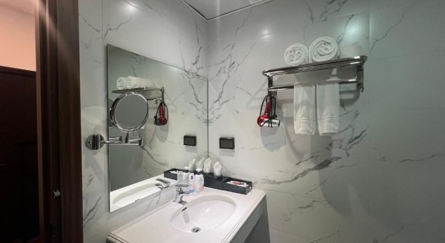 Номер Deluxe A25 Hotel - 193 Trung Kinh