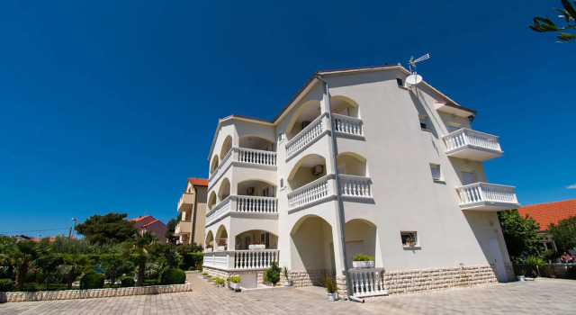 Apartments Kendes, Забронировать Апартаменты/квартира Водице Шибенско-Книнская жупания