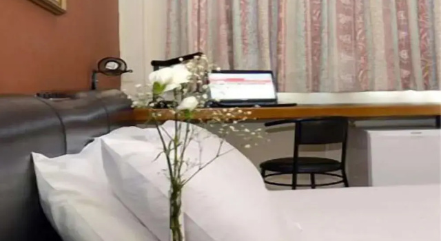 Castel Plaza Hotel