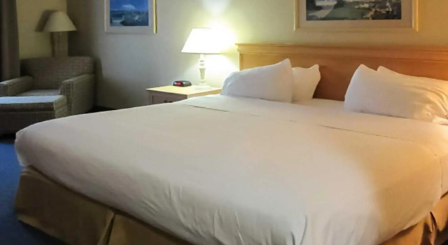 Номер Standard Blue Water Inn & Suites BW Signature Collection