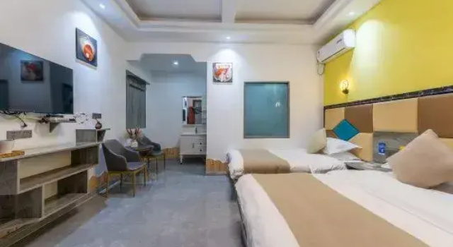 Люкс Deluxe Shudao Renjia Hostel