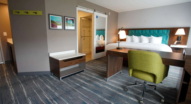 Hampton Inn & Suites St. Clairsville, Забронировать Отель Сейнт Клэрсвилл 