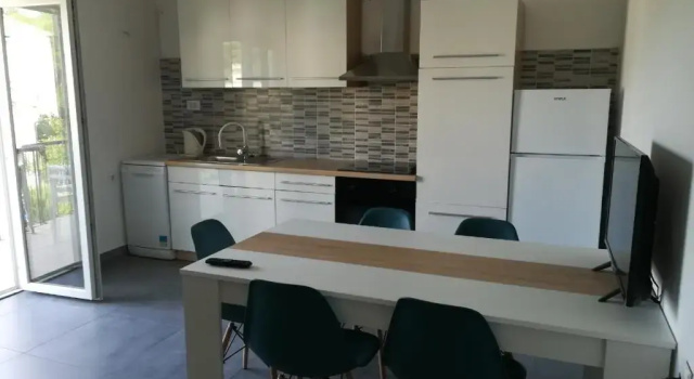Апартаменты с 2 комнатами с балконом и с видом на море Apartments Radić