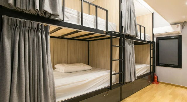 Кровать в общем номере (женский номер) K79 Guesthouse
