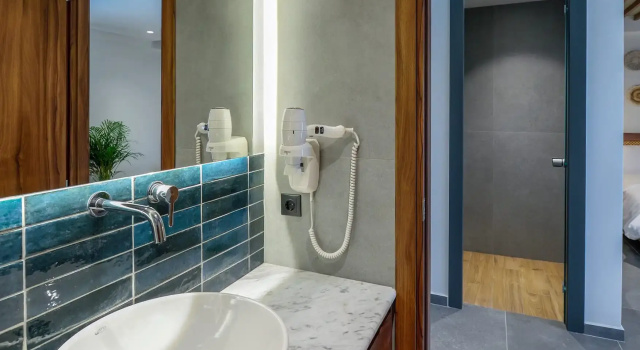 Полулюкс с видом на море Amyntas Seafront Hotel - Adults Only