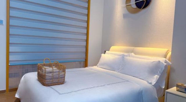 Люкс с 2 комнатами с балконом и с видом на сад Begonia Hotel