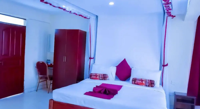 Люкс Executive с балконом и с видом на сад Olive Hotel Narok