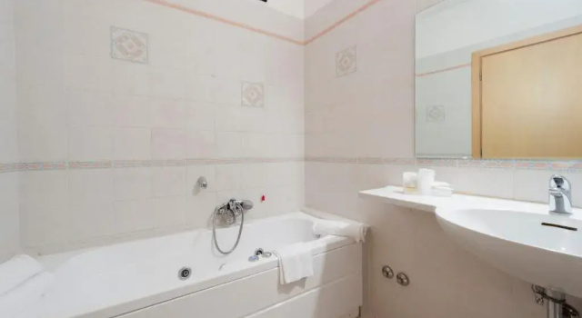 Четырёхместный номер Standard Hotel Le Ginestre