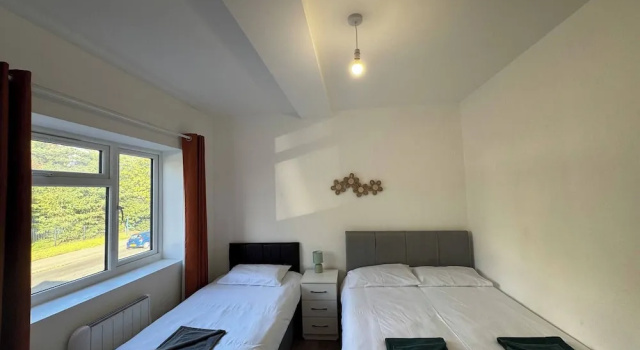 Charming Wallington Apartment With Hot Tub