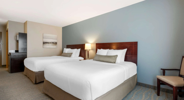 Четырёхместный номер Standard Best Western Rocky Mountain House Inn & Suites