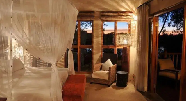 Standard- dobbelt værelse med altan Divava Okavango Resort & Spa