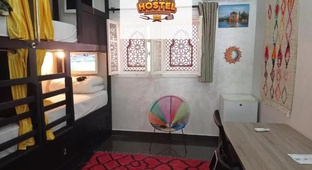 Кровать в общем номере Stork Marrakech Luxury Hostel