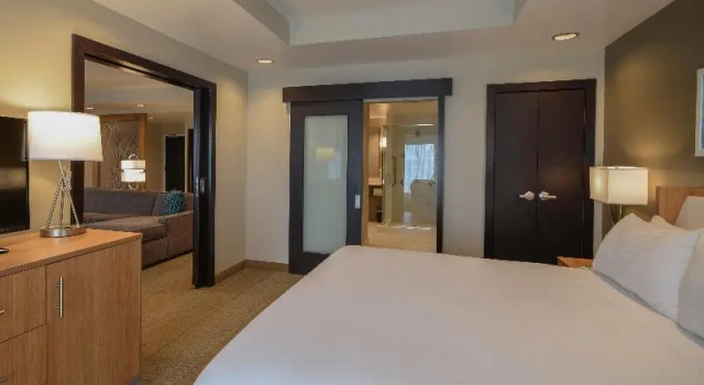 Люкс Holiday Inn Cincinnati North West Chester by IHG