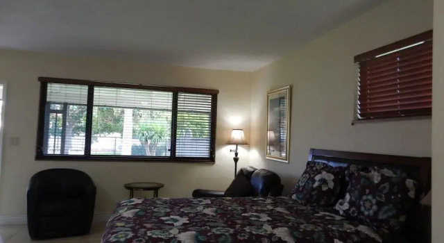 Shell Studios Hallandale Beach, Забронировать Апартаменты/квартира Халландейл-Бич Голливуд