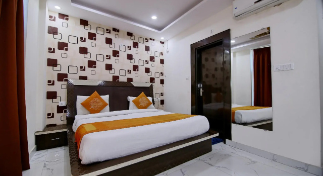 OYO 8764 Hotel Green View Palace