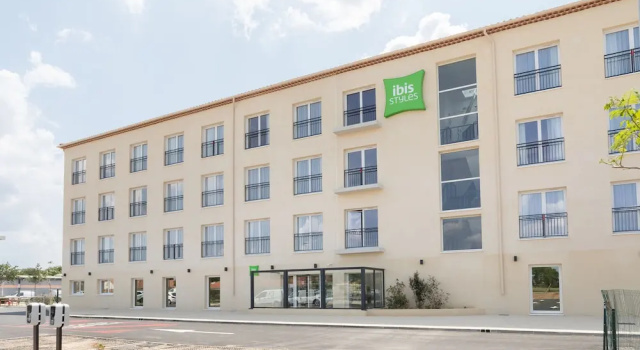 Ibis Styles Miramas - Provence, Rezerwuj Hotel Miramas 