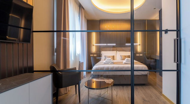 Двухместные апартаменты с балконом и с видом на город MW Apartments