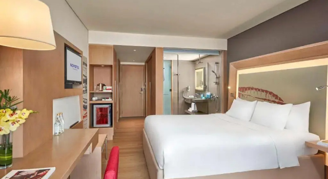 Двухместный номер Superior с балконом Novotel Danang Premier Han River