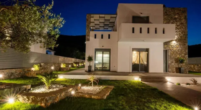 Villa Livis 2, 予約 ヴィラ キオタリの駐車場付きホテル, 駐車場