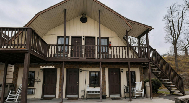 Big South Fork Trail Lodge Stearns, Buchen Sie Gasthaus Stearns Kentucky