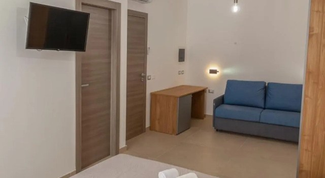 Четырёхместный номер Standard Isgrò Rooms