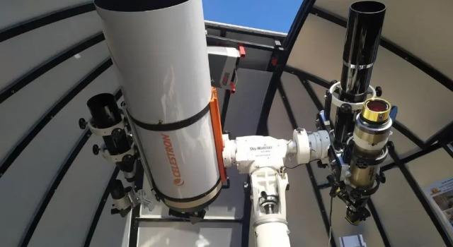 Номер Standard Astronomy Studios