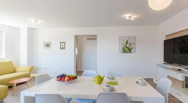 Апартаменты Deluxe Apartments Sunrise