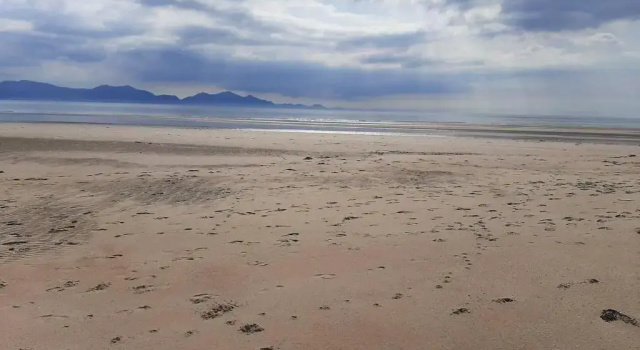 Шале Min yr Afon - Cabin - Sleeps 2 - Hot Tub - Parking