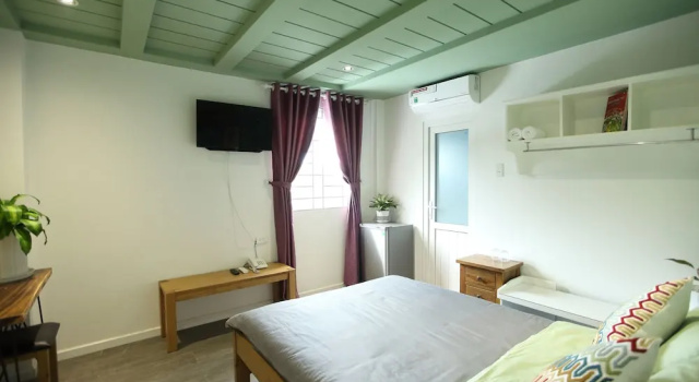 Двухместный номер Standard с видом на горы Sleep Box Hostel Phú Quốc