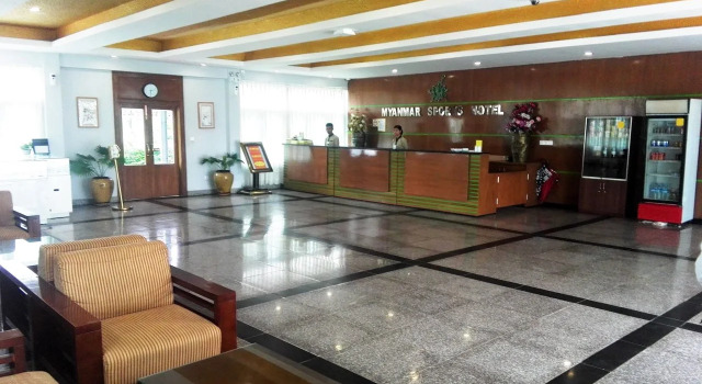 Myanmar Sports Hotel, Varaa Hotelli Tamwe Township Yangon