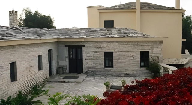 Princess Lanassa, Reservar Hotel Kostitsi Ioannina Regional Unit